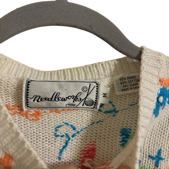 Vintage Needleworks Rainbow Short Sleeve Sweater Medium‎ - Picture 5 of 6